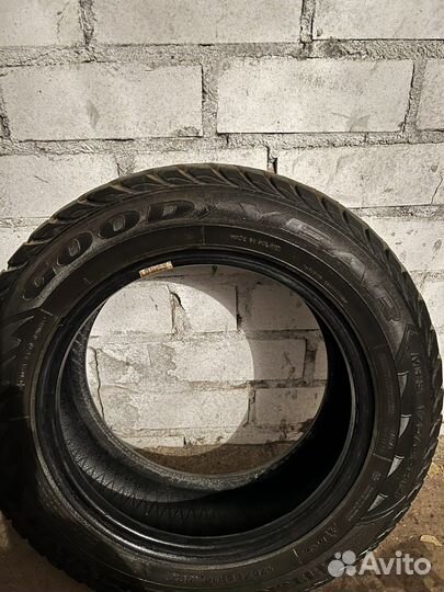Goodyear UltraGrip Extreme 175/65 R14