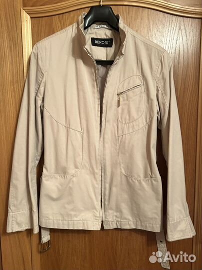 Ветровка Beroni