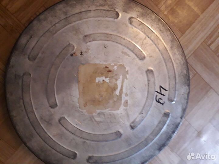 Контейнер для хранения бабин кинопленок