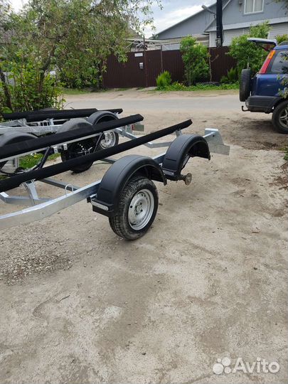 Лодочный прицеп