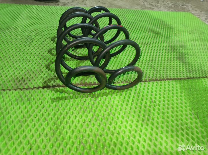 Пружина передняя Skoda octavia