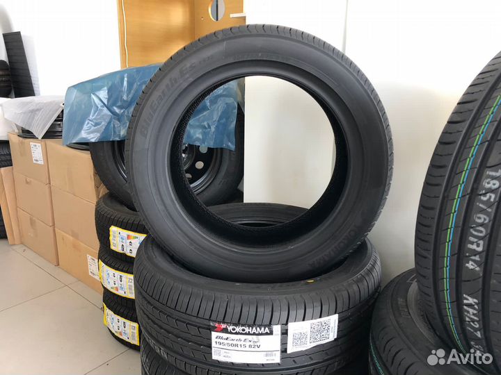 Yokohama BluEarth-ES ES32 195/50 R15