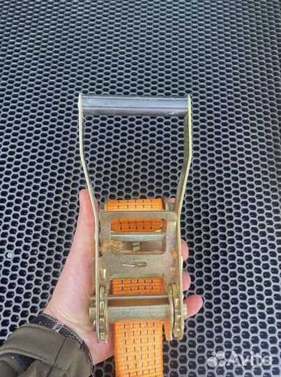 Стяжные ремни стяжка груза с трещоткой/храповиком