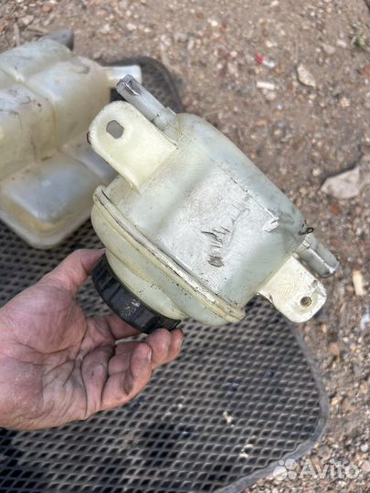 Бачок гура ford focus 2 1.6 рест