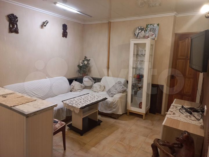 3-к. квартира, 50 м², 1/5 эт.