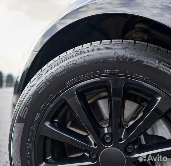 Dunlop SP Sport LM705 245/45 R17 95W