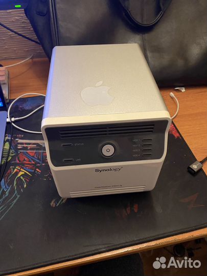 NAS Сетевое хранилище Synology Disk Station DS413j