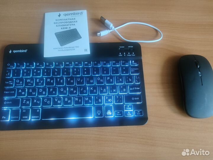 Клавиатура беспроводная и мышь