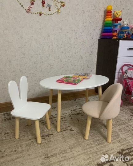 Детский стол и стул