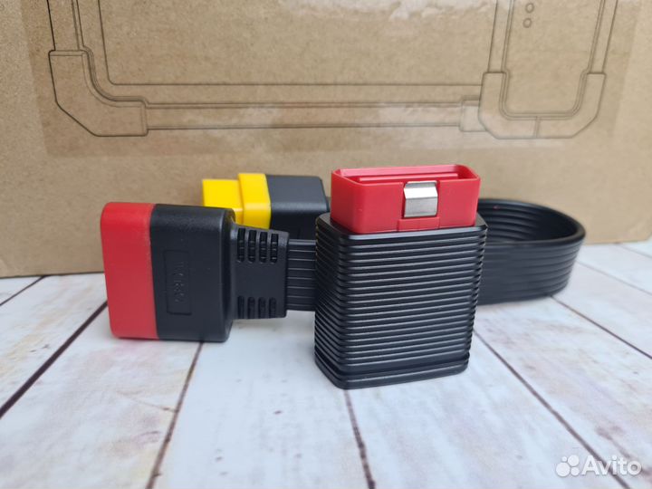 Сканер Launch x431 PAD 8 + обучающие курсы