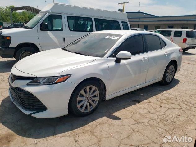 Запчасти на 2018 toyota camry L