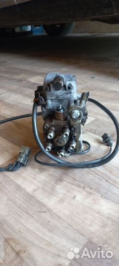 Топливный насос тнвд мерседес двигатель ом 602 бу