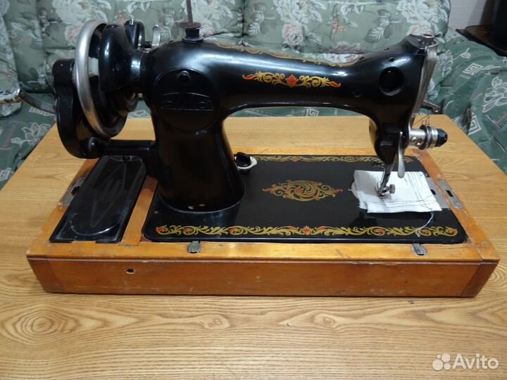 Швейная машинка