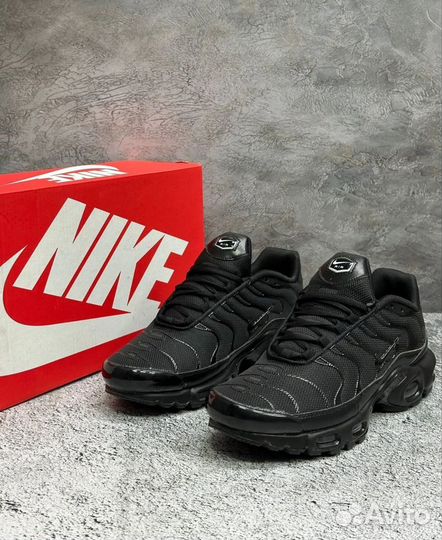 Кроссовки Nike Air Max Tn Plus