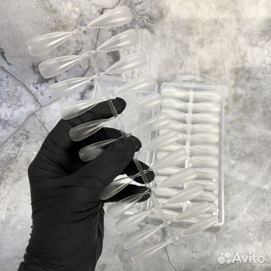 Гелевые типсы для наращивания ногтей