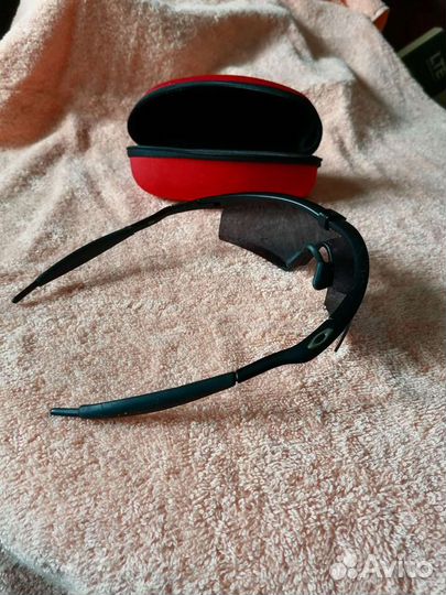 Солнцезащитные очки мужские