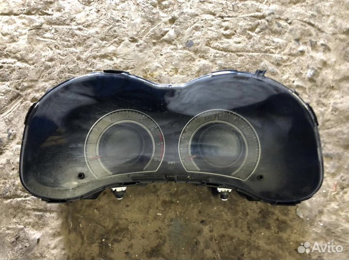 Toyota corolla E15 панель приборов