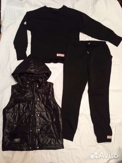 Спортивный костюм женский