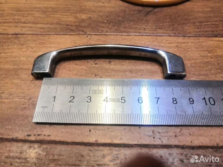 Ручки мебельные разные