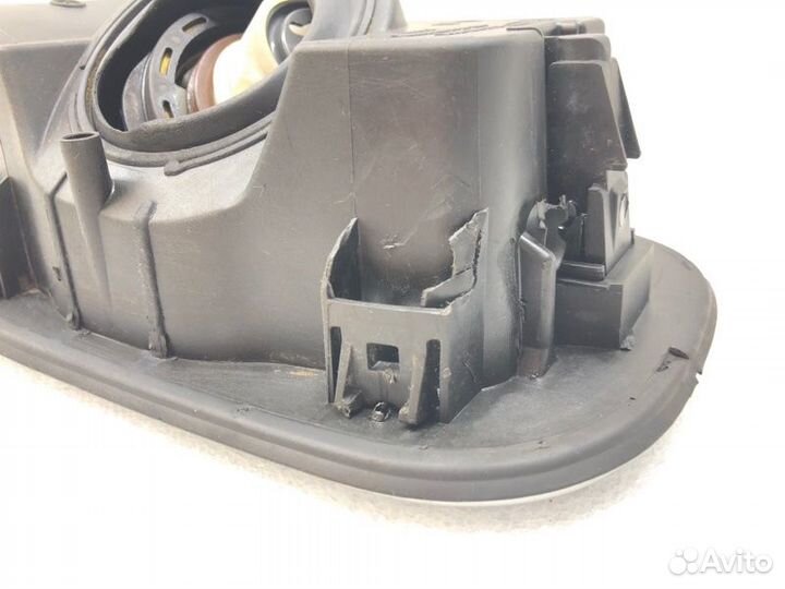 Лючок топливного бака Land Rover Discovery 3 L319