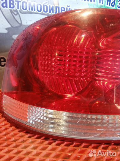 Фонарь задний левый Volkswagen Touareg