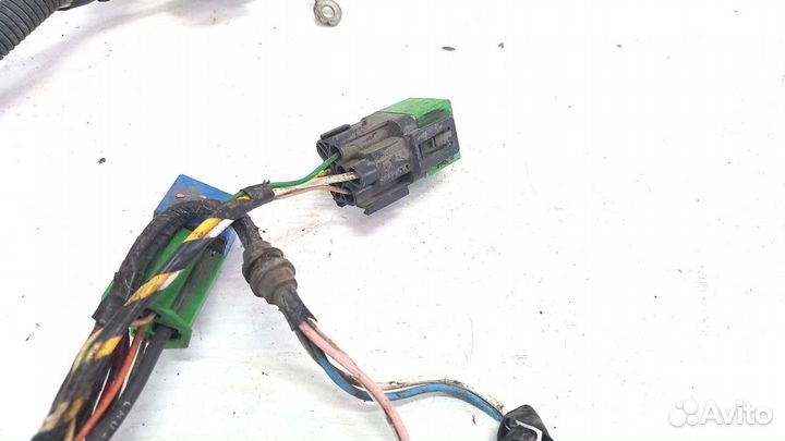 Проводка двигателя Peugeot 607