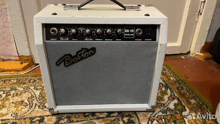 Комбоусилитель гитарый 15 Watt
