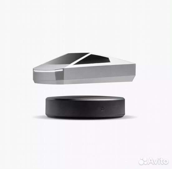 Tesla cybertruck levitating - Парящий кибертрак