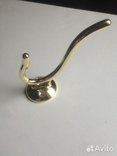 Крючки вешалки