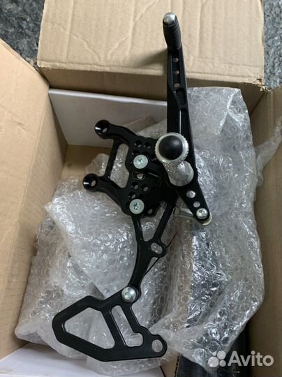 Подножки спортивные регулируемые для Yamaha R3