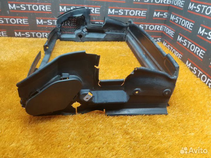 Диффузор радиатора Bmw 5-Series E60 2007-2010