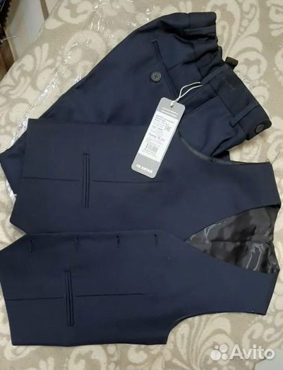 Продам школьную форму