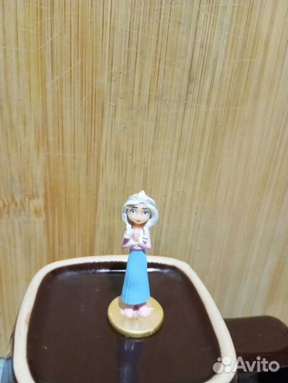 Фигурки из шоколадного шарика чюпа чюпс