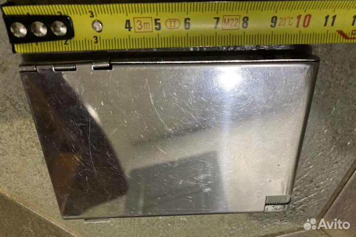 Портсигар металлический со встроенной зажигалкой