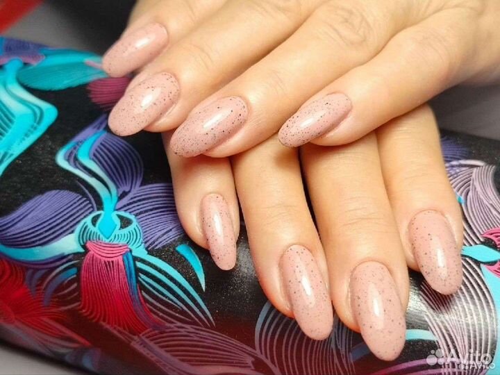 Наращивание, коррекция ногтей, маникюр Гель-лак