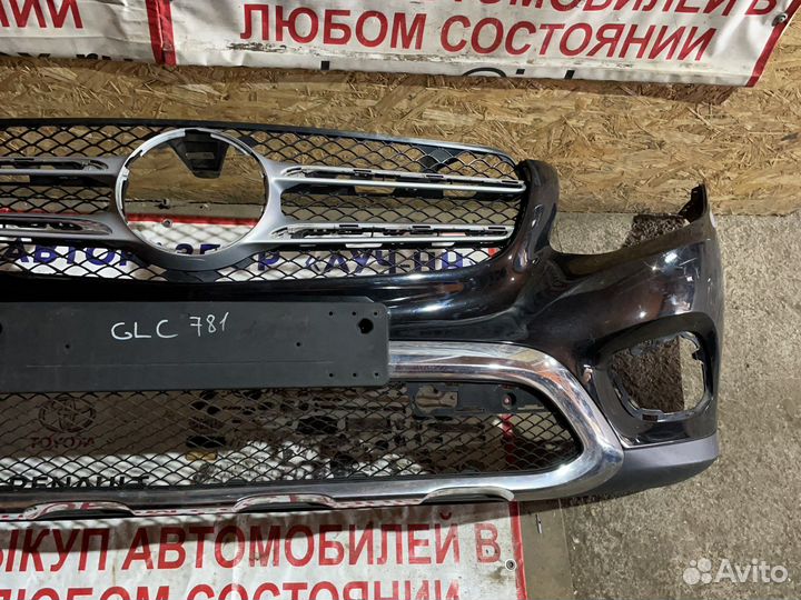 Передний бампер на Mercedes Benz GLC