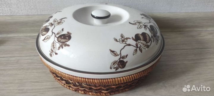 Керамическое блюдо