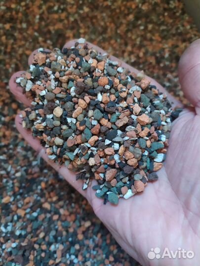 Готовые минеральный и универсальный грунты