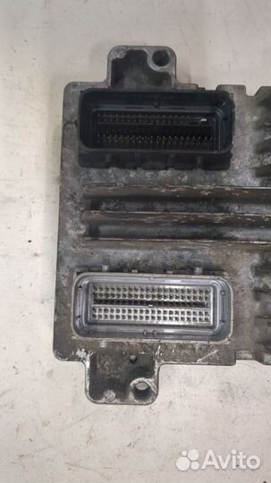 Блок управления двигателем Cadillac Escalade 3, 20