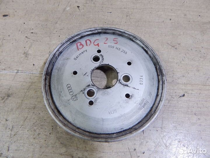 Шкив насоса гидроусилителя Audi A6 C5 2,5tdi