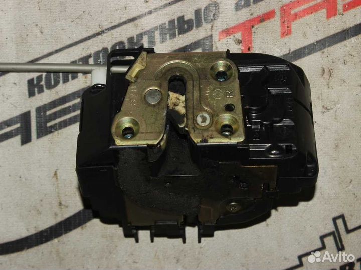 Замок багажника nissan cube cube cubic BGZ11 BNZ11 BZ11 ygnz11 YGZ11 YZ11 905003U000