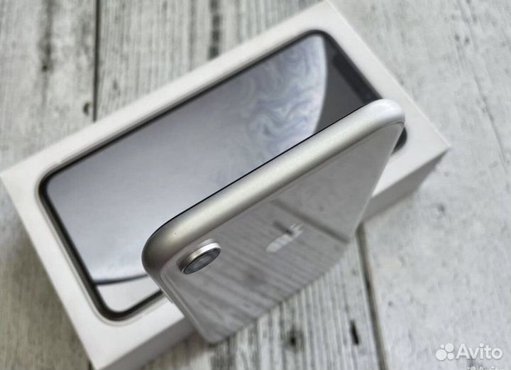 iPhone Xr, 128 ГБ