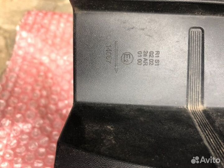 Фонарь задний правый Renault Duster