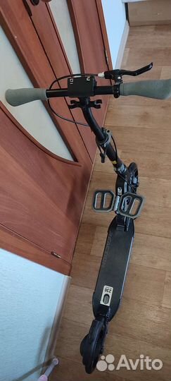 Самокат взрослый с подставкой для детей