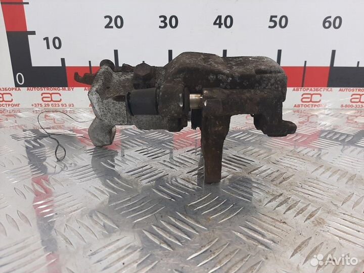 Суппорт задний левый Jaguar XF X250 2008 C2D35335