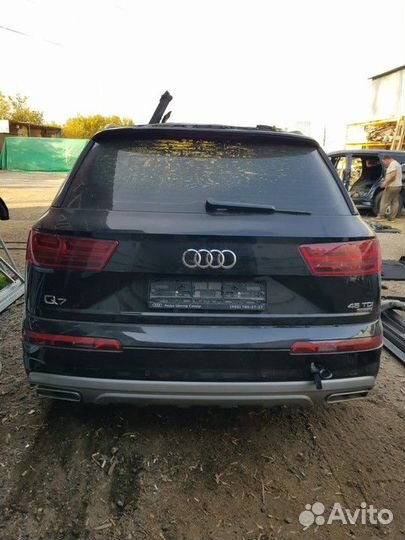 Audi Q7 4M 2019г (дизель) 2.0 AT по запчастям