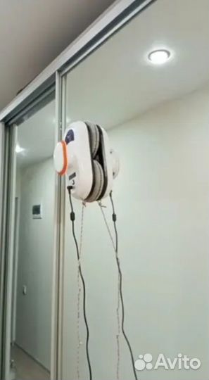 Робот мойщик окон Даджет W100