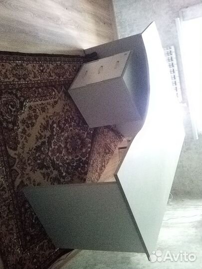 Компьютерный стол большой