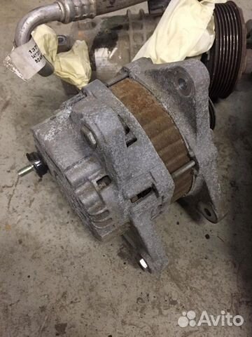 Генератор Nissan Tiida