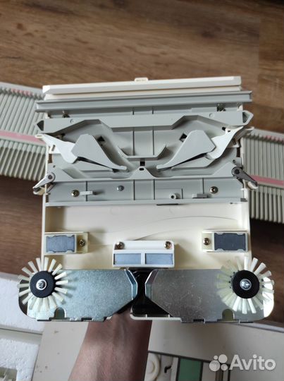 Новая Вязальная машина Silver reed SK2200 Япония